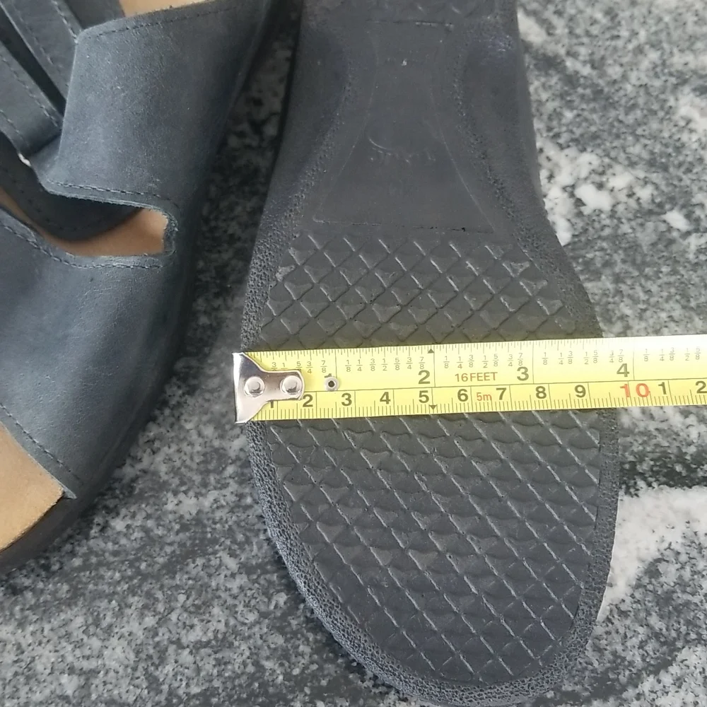 T.S.K. Made in Canada ❤ Sz 40 ❤ Like New ❤ Handmade Sustainable Leather European - Picture 9 of 10